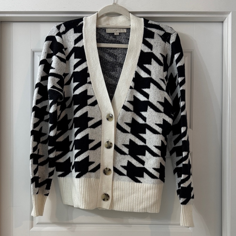 LOFT Black & White Houndstooth Button-Front Cardigan